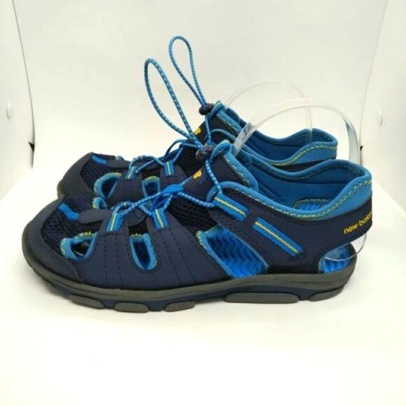 New Balance Adirondack Sandals‎ Youth Size 5 Blue Grey Outdoors Cushioned - Picture 2 of 8